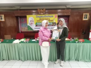 mbminvestigasi.com | Fahira Idris lanjutkan Program Santunan Jumat Berkah di kelurahan Pondok Kelapa Duren Sawit Jakarta Timur mbminvestigasi.com | Fahira Idris lanjutkan Program Santunan Jumat Berkah di kelurahan Pondok Kelapa Duren Sawit Jakarta Timur
