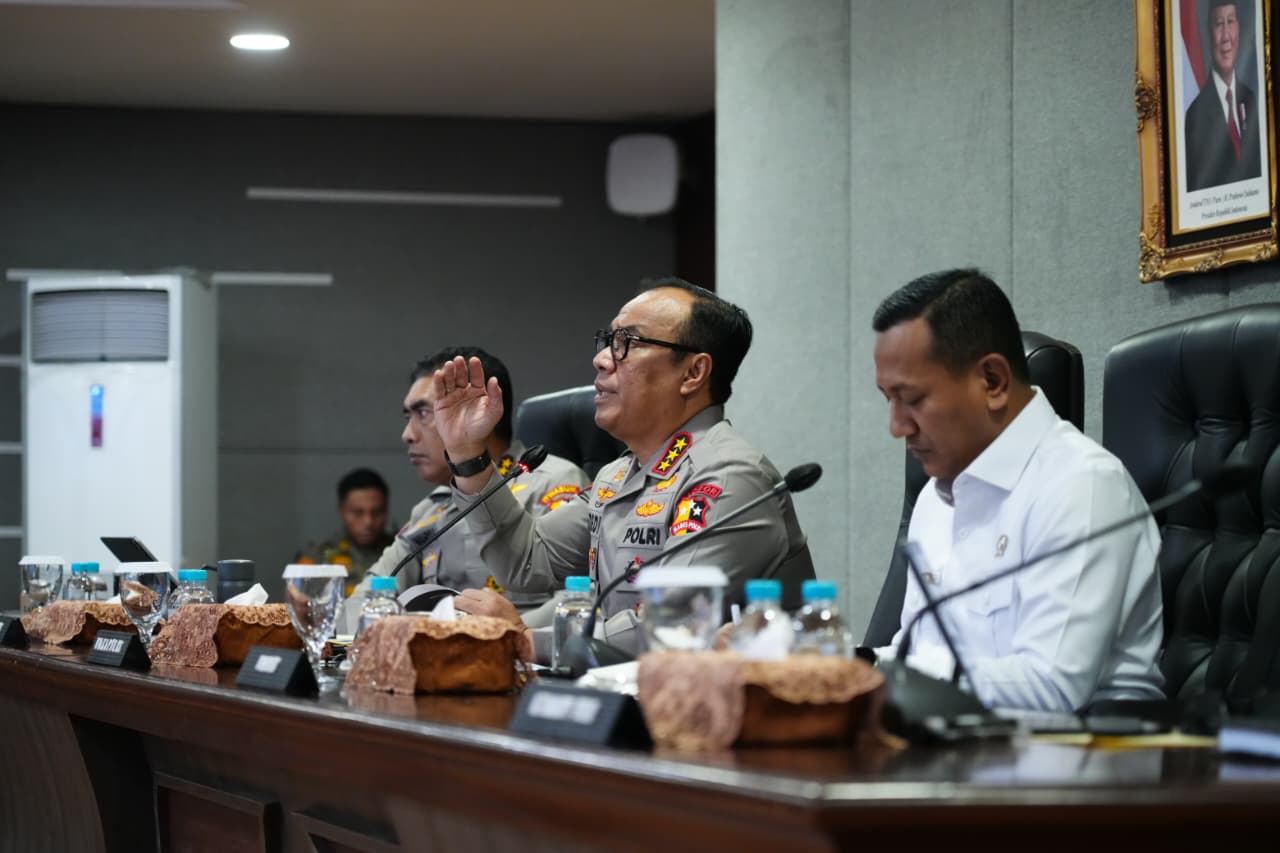 mbminvestigasi.com | Tindak Lanjuti Arahan Presiden, Wakapolri dan Wamen Kehutanan Konsolidasikan Langkah Nasional Hadapi El Nino dan Karhutla