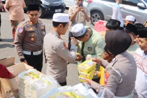 mbminvestigasi.com | Prihatin Tingginya Korban Kecelakaan, Kapolres Pasuruan Gelar Salat Ghaib dan Doa Bersama mbminvestigasi.com | Prihatin Tingginya Korban Kecelakaan, Kapolres Pasuruan Gelar Salat Ghaib dan Doa Bersama