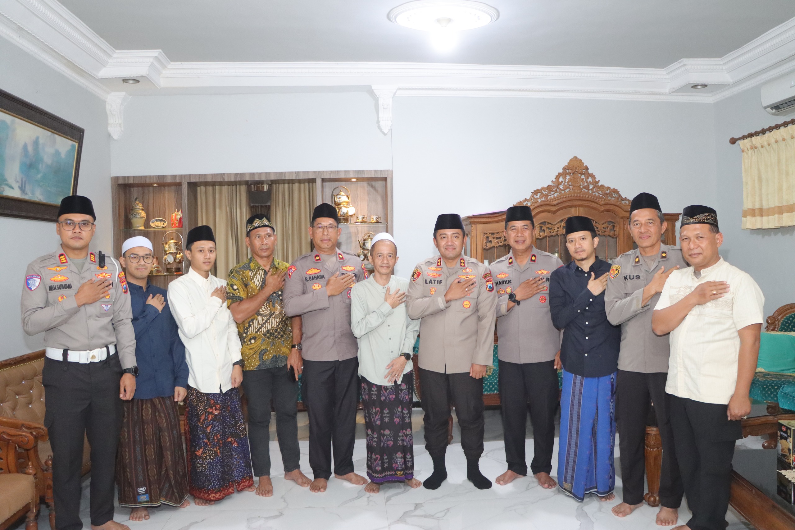 mbminvestigasi.com | Kapolres Kediri Rangkul Ulama di Awal Kepemimpinan, Perkuat Sinergi Jaga Kamtibmas