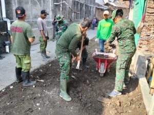 mbminvestigasi.com | Pesan Tegas Danramil 03 Serengan, Kepada Satgas TMMD, Ormas & Warga Masyarakat, Target Sasaran Fisik & Non fisik Harus Tuntas Tepat Waktu