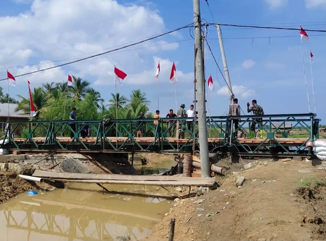 mbminvestigasi.com | 415 Jembatan Rampung Dibangun, Kasatgas PRR Apresiasi Satgas Jembatan TNI mbminvestigasi.com | 415 Jembatan Rampung Dibangun, Kasatgas PRR Apresiasi Satgas Jembatan TNI