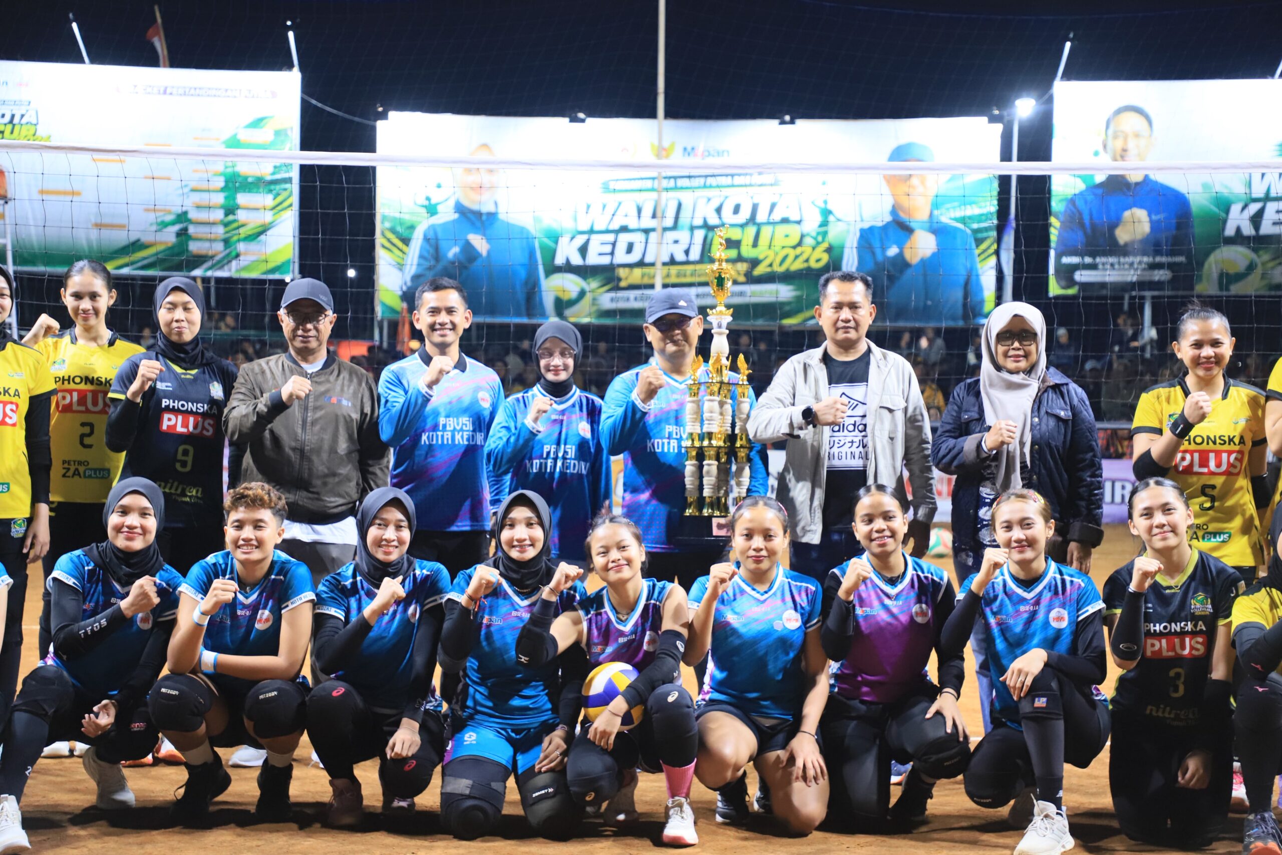 mbminvestigasi.com | Meriah dan Kondusif, Kapolres Kediri Kota Hadiri Puncak Wali Kota Kediri Cup 2026 mbminvestigasi.com | Meriah dan Kondusif, Kapolres Kediri Kota Hadiri Puncak Wali Kota Kediri Cup 2026