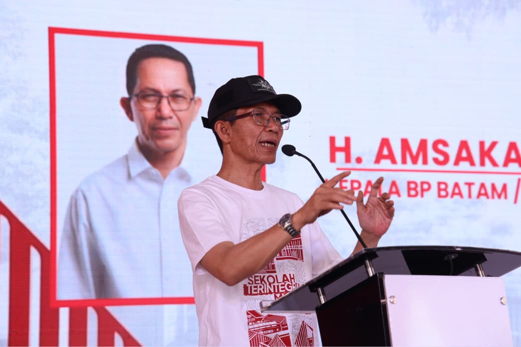 mbminvestigasi.com | KAPOLDA KEPRI HADIRI KEGIATAN REMPANG CERIA DUKUNG PEMBANGUNAN SEKOLAH TERINTEGRASI MERAH PUTIH