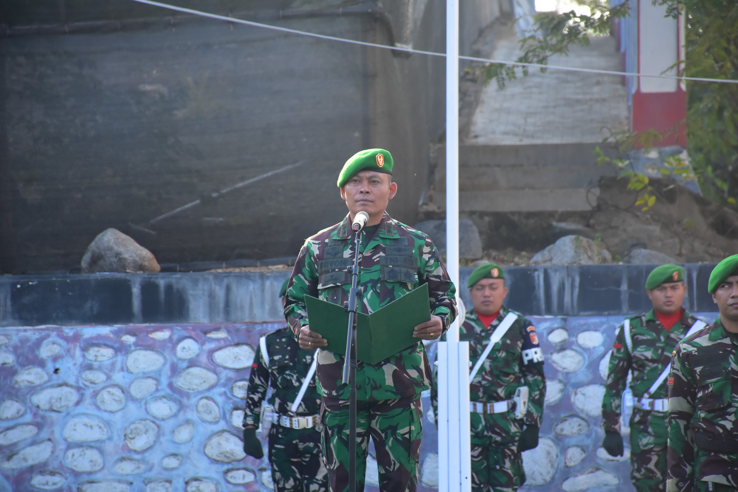 mbminvestigasi.com | Korem 132/Tadulako Gelar Upacara Mingguan, Teguhkan Disiplin dan Semangat Pengabdian Prajurit