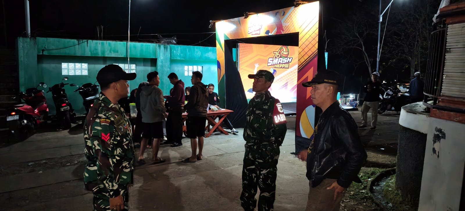 mbminvestigasi.com | Patroli Malam dan Pengamanan Voli, Koramil Bulukerto Jaga Kondusivitas Wilayah