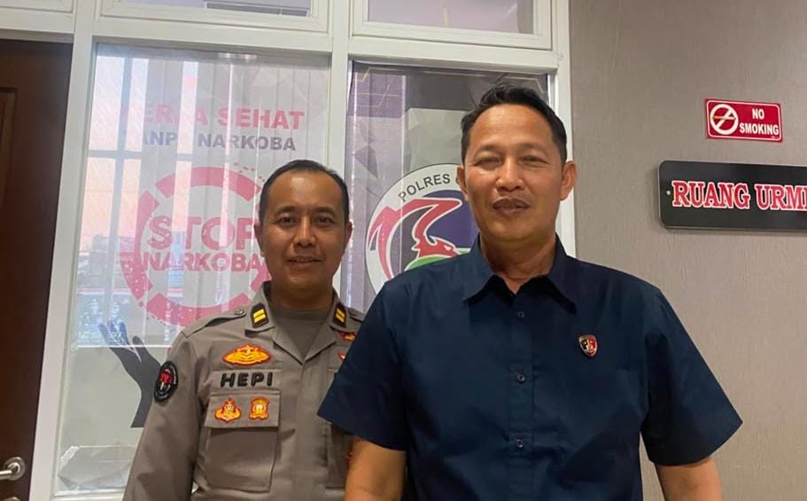 mbminvestigasi.com | Polres Gresik Amankan Dua Tersangka Edarkan Sabu Jaringan Bangkalan mbminvestigasi.com | Polres Gresik Amankan Dua Tersangka Edarkan Sabu Jaringan Bangkalan