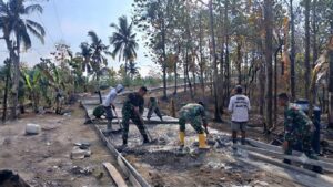 mbminvestigasi.com | Satgas TMMD Berpacu dengan Waktu, Semangat Gotong Royong Wujudkan Jalan Impian Warga Desa Bercak mbminvestigasi.com | Satgas TMMD Berpacu dengan Waktu, Semangat Gotong Royong Wujudkan Jalan Impian Warga Desa Bercak