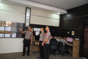 mbminvestigasi.com | Kapolres Kediri Kota Pastikan Kesiapan Personel dan Fasilitas Demi Pelayanan Terbaik untuk Masyarakat