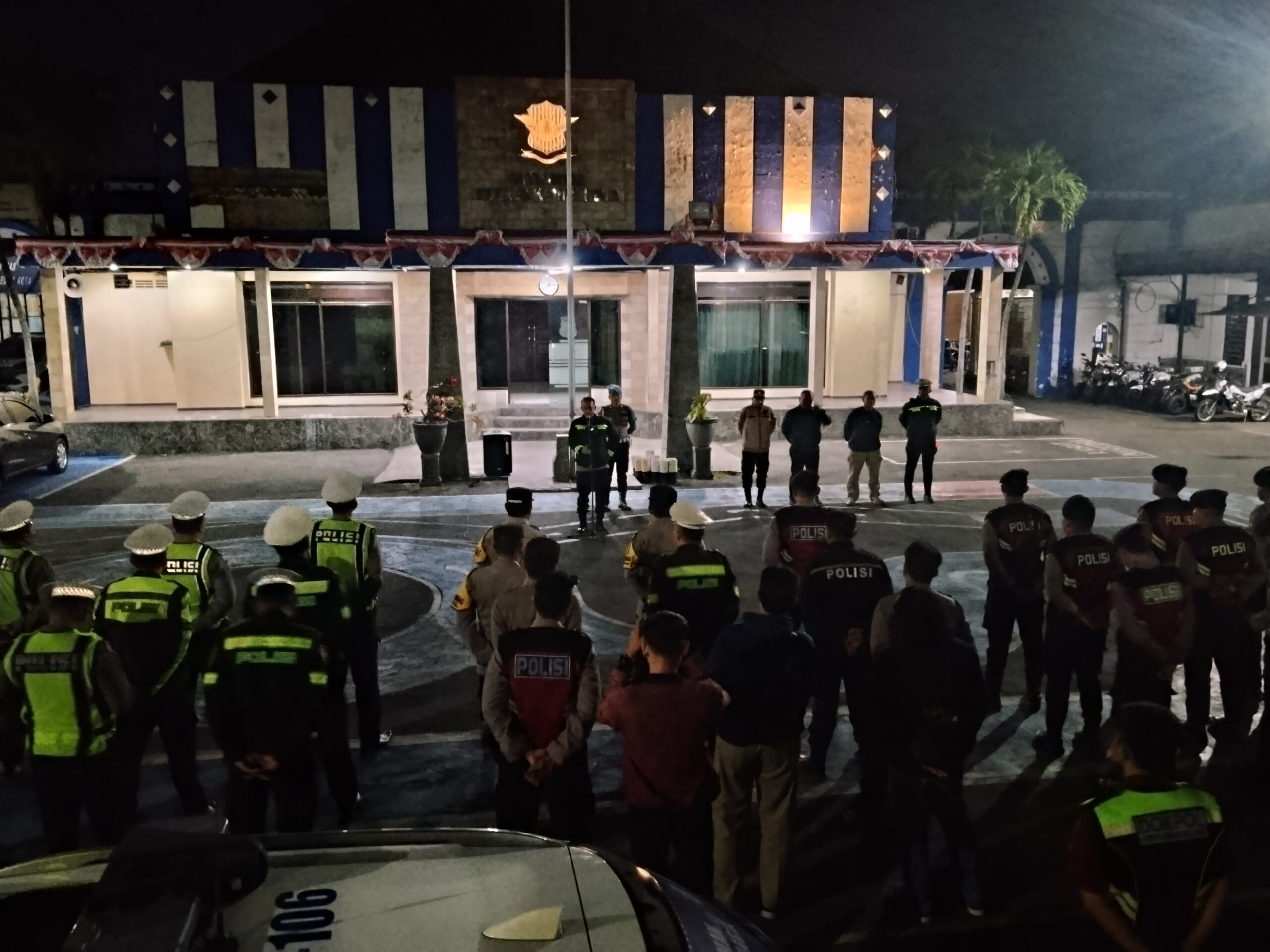 mbminvestigasi.com | Polres Kediri Kota Tindaklanjuti Keluhan Warga soal “Jumat Gaul”, Kabag Ops : Jangan Ganggu Ketertiban Umum dan Ketenteraman Masyarakat mbminvestigasi.com | Polres Kediri Kota Tindaklanjuti Keluhan Warga soal “Jumat Gaul”, Kabag Ops : Jangan Ganggu Ketertiban Umum dan Ketenteraman Masyarakat