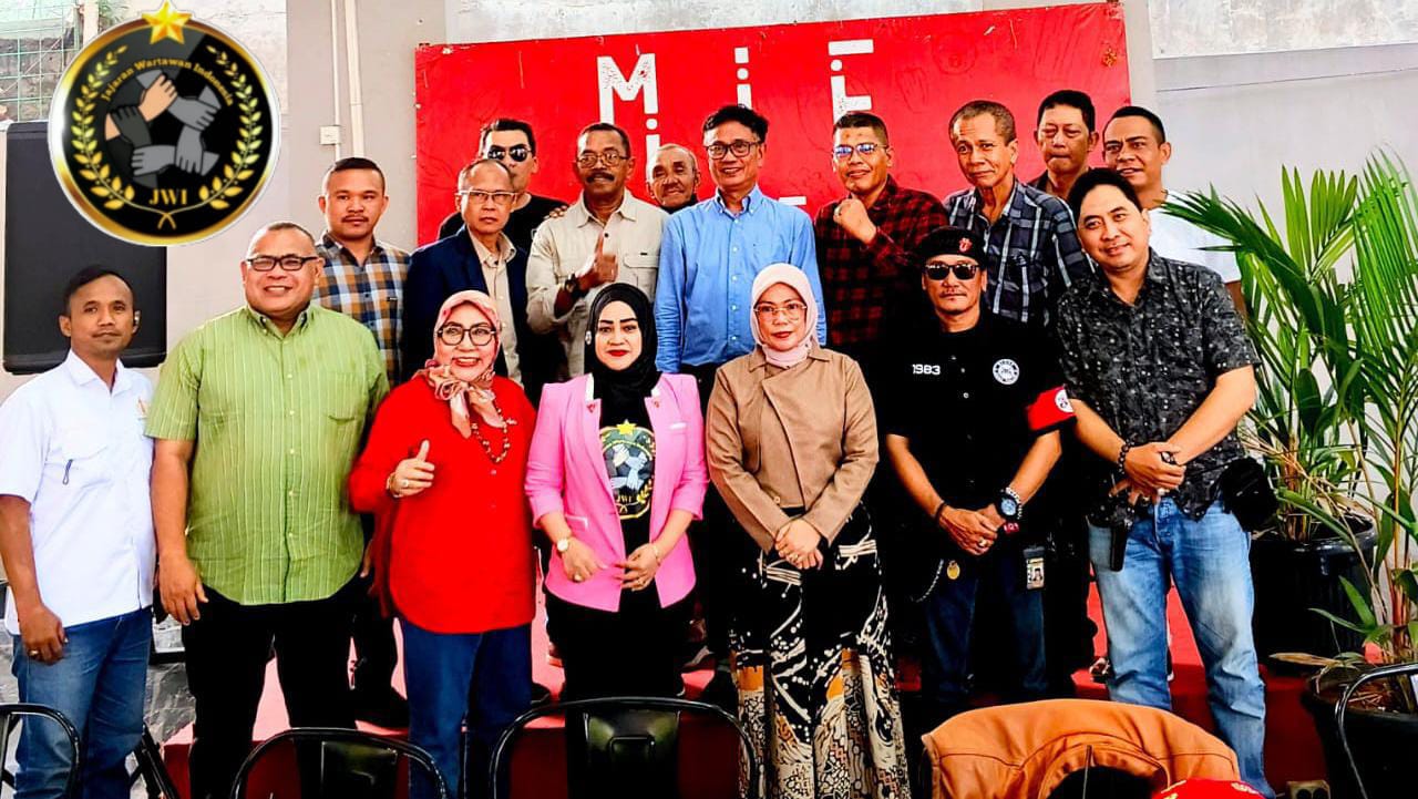 Mbminvestigasi.com | Memastikan Roda Organisasi Tetap Berjalan Secara Efektif DPN-JWI Gelar Rapat Konsolidasi Mbminvestigasi.com | Memastikan Roda Organisasi Tetap Berjalan Secara Efektif DPN-JWI Gelar Rapat Konsolidasi