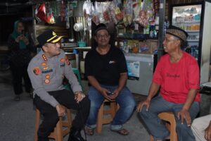 Mbminvestigasi.com | Jaga Jakarta On The Spot, Kapolres Jakbar Sapa Warga Cengkareng dan Serap Aspirasi Kamtibmas