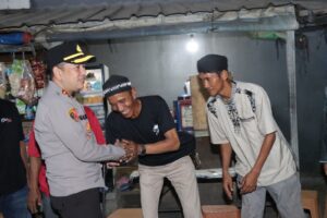Mbminvestigasi.com | Jaga Jakarta On The Spot, Kapolres Jakbar Sapa Warga Cengkareng dan Serap Aspirasi Kamtibmas
