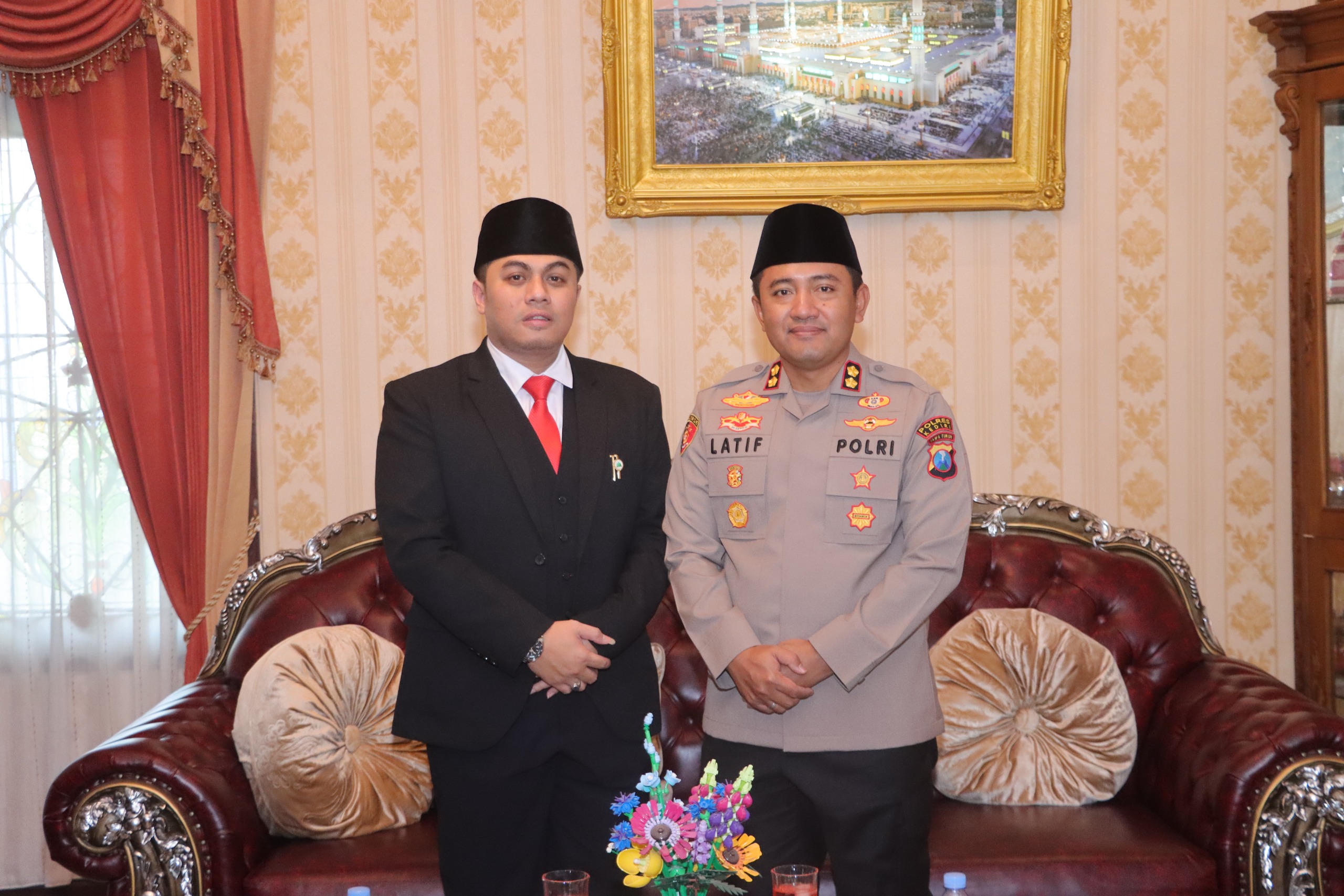 Mbminvestigasi.com | Kapolres Kediri Gandeng FKMT, Perkuat Peran Majelis Taklim di Tengah Masyarakat Mbminvestigasi.com | Kapolres Kediri Gandeng FKMT, Perkuat Peran Majelis Taklim di Tengah Masyarakat