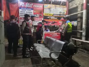 Mbminvestigasi.com | Cegah Kejahatan Jalanan, Polres Jakbar Gelar Razia dan Patroli Skala Sedang hingga Dini Hari