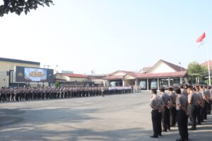 Mbminvestigasi.com | Kapolres Kediri Ingatkan Jajaran Tak Underestimate Jelang Perayaan HUT RI