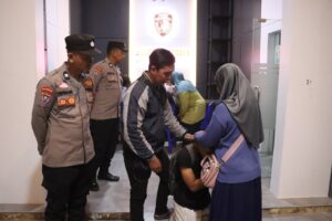 Mbminvestigasi.com | Respons Cepat Laporan Call Center 110, Polres Mojokerto Bubarkan Konvoi Sekelompok Pemuda di Gondang