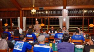 Mbminvestigasi.com | Polres Pasuruan Bersama Polda Jatim Pertemukan Bonek dan Aremania, Sepakat Damai Jaga Kondusifitas