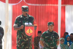 Mbminvestigasi.com | Dandim Wonogiri Bacakan Amanat Panglima Kodam IV/Diponegoro, TMMD Di Desa Brenggolo Resmi Di Tutup
