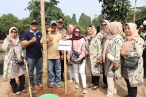 Mbminvestigasi.com | PMJ Merdeka, Kapolres Metro Jakbar Ajak Masyarakat Hijaukan Jakarta Barat
