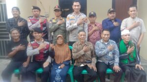 Mbminvestigasi.com | Lurah Tugu Selatan Hadiri Syukuran Bedah Rumah, Jajaran Kapolres Bersama Masyarakat