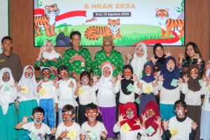 Mbminvestigasi.com | Dalam Semarak HUT RI KE-81, Kepala Dinas Pendidikan Dan Kebudayaan Pesibar Mengajak Perkuat Semangat Konservasi Dan Selamatkan Habitat Harimau Sumatera