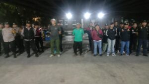 Mbminvestigasi.com | Polsek Tanjung Priok Gelar Apel Gabungan 45 Anggota & Pokdar Kamtibmas di Kolong Jembatan Proyek JIS
