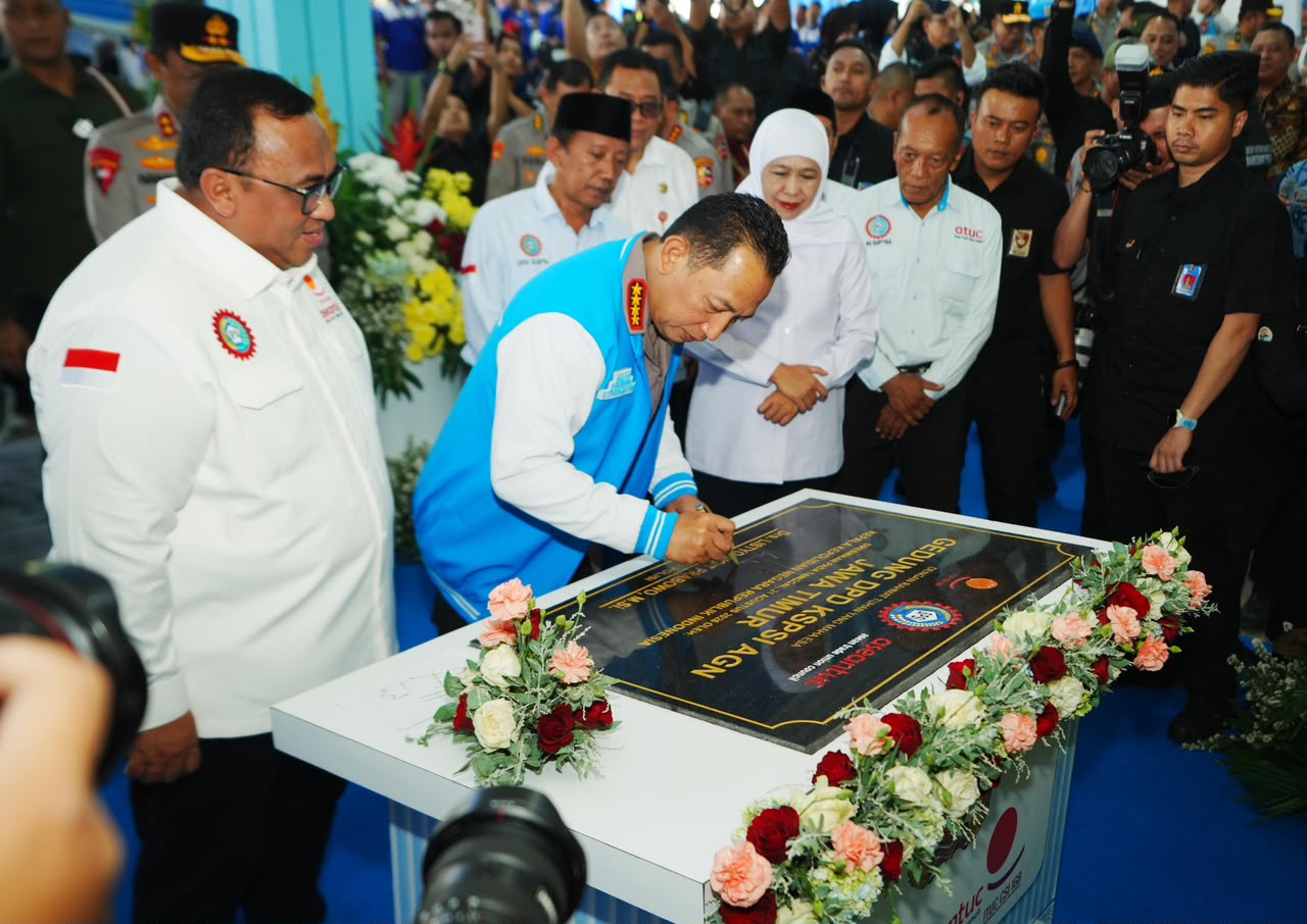 Mbminvestigasi.com | Kapolri Resmikan Gedung KSPSI AGN Jatim Mbminvestigasi.com | Kapolri Resmikan Gedung KSPSI AGN Jatim