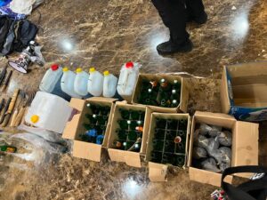 Mbminvestigasi.com | Polda Metro Jaya Cegah Potensi Gangguan, Puluhan Sajam dan Bahan Molotov Diamankan