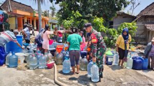 Mbminvestigasi.com | Empat Hari “Berpuasa” Air, Warga Bogor Bojong Akhirnya Bernapas Lega Berkat Bantuan Kodim Boyolali