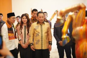 Mbminvestigasi.com | Kapolri Hadiri Pembukaan Pameran Nasirun “Bersimpuh di Kaki Para Guru” di Galeri Nasional Indonesia