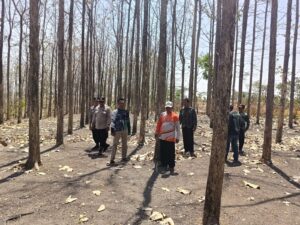 Mbminvestigasi.com | Sinergi Cegah Karhutla, Polres Bojonegoro Sisir Kawasan Rawan di Kedungadem