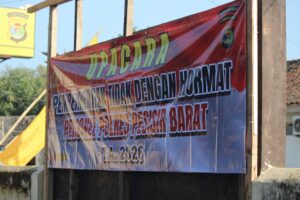 Mbminvestigasi.com | Kapolres Pesisir Barat Pimpin Upacara PTDH Tiga Personel, Tegaskan Komitmen Penegakan Kode Etik Polri
