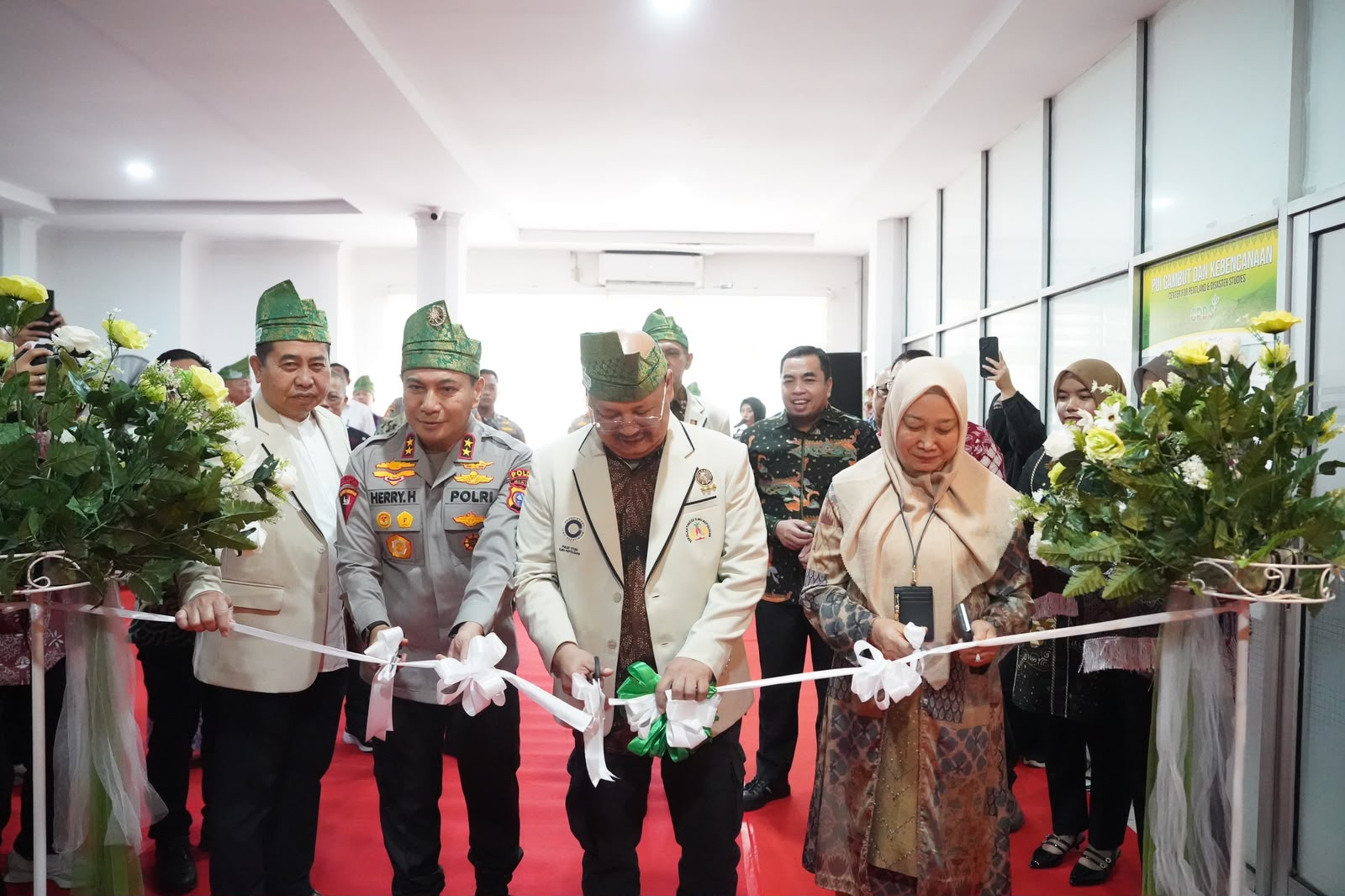 Mbminvestigasi.com | Wakapolri: Green Policing Hadir Saat Karhutla dan Kejahatan Lingkungan Makin Kompleks Mbminvestigasi.com | Wakapolri: Green Policing Hadir Saat Karhutla dan Kejahatan Lingkungan Makin Kompleks