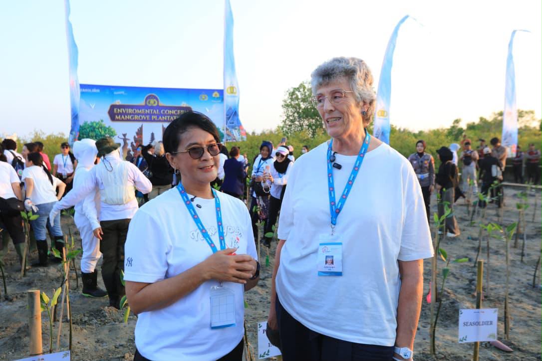Mbminvestigasi.com | Presiden IAWP Tegaskan Kepedulian Polwan Dunia pada Kelestarian Alam Bali