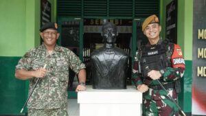 Mbminvestigasi.com | Panglima 3 Briged Tentara Darat Malaysia Kunjungi Pos Gabma Kotis Satgas Pamtas RI-Malaysia, Perkuat Hubungan Silaturahmi dan Kerja Sama Perbatasan