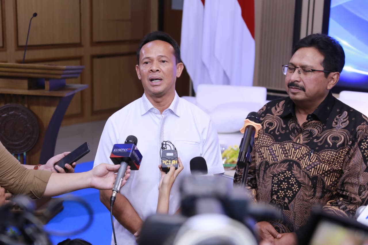 Mbminvestigasi.com | Polri Dorong Transformasi Layanan SKCK Terintegrasi, Targetkan Cetak Mandiri Mulai 2027