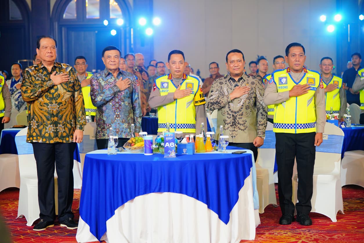 Mbminvestigasi.com | Polantas Bertransformasi, Kapolri Dorong Layanan Makin Mudah, Cepat, dan Humanis