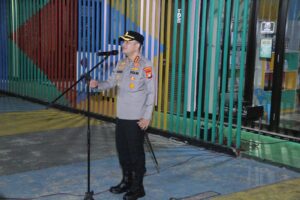 Mbminvestigasi.com | Kapolres Jakbar Pimpin Patroli Skala Besar KRYD Bersama Tiga Pilar Di RPTRA Kalijodoh