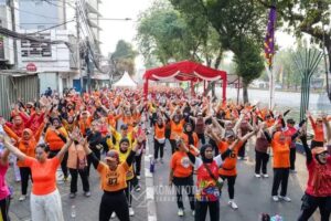 Mbminvestigasi.com | Wali Kota Jakarta Pusat Buka Festival KORMI dan Lomba Dayung Passer Baroe di Kali Ciliwung Pasar Baru
