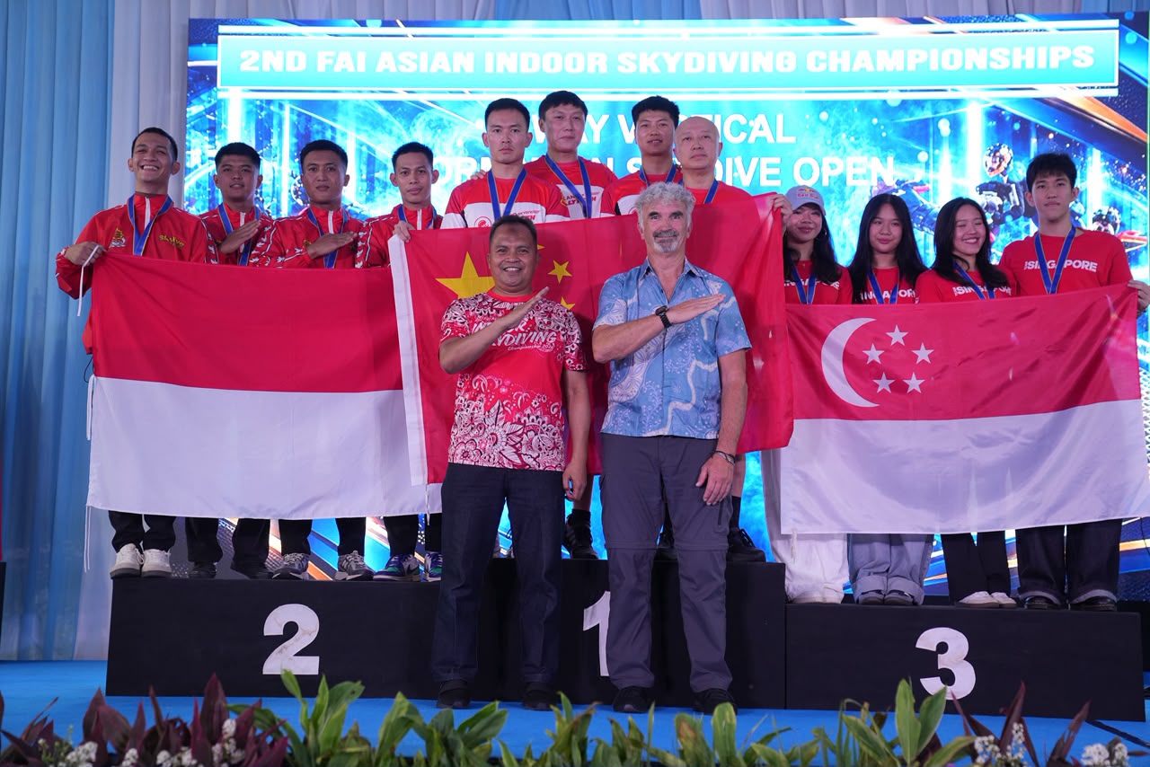 Mbminvestigasi.com | Tim Terjun Payung Polri Bawa Indonesia Raih Tiga Medali di 2nd FAI Asian Indoor Skydiving Championships 2026 Mbminvestigasi.com | Tim Terjun Payung Polri Bawa Indonesia Raih Tiga Medali di 2nd FAI Asian Indoor Skydiving Championships 2026