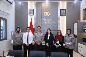 Mbminvestigasi.com | Kapolres Kediri Kota dan OJK Perkuat Sinergi, Bahas Pinjol hingga Bahaya Judi Online