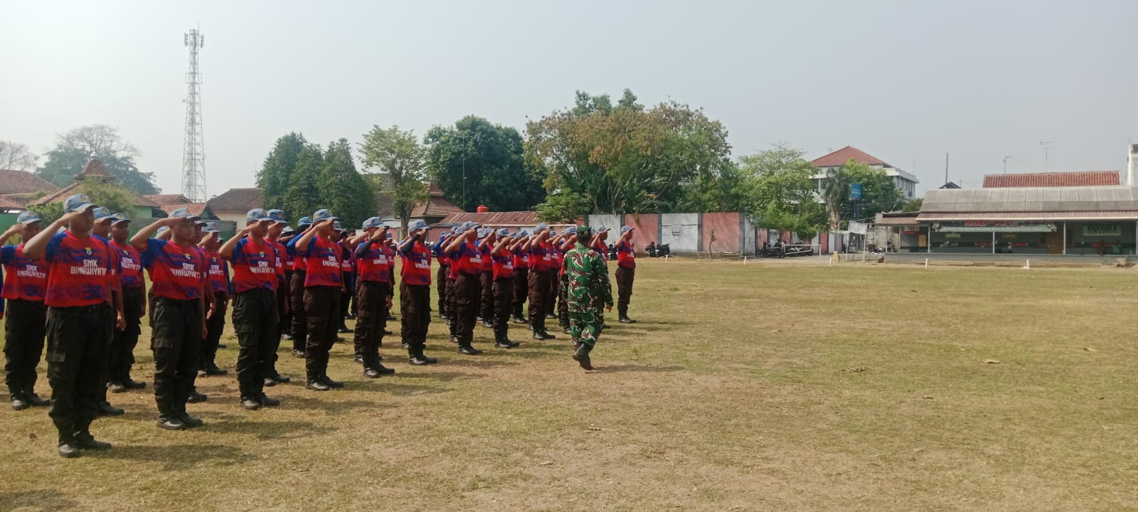 Mbminvestigasi.com | Jamin Rasa Aman Warga, Personel Koramil Ngrampal Sisir Objek Vital di Jalur Bener