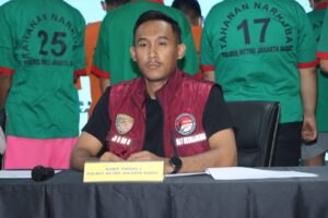 Mbminvestigasi.com | Polres Jakbar Bongkar Clandestine Lab Etomidate di PIK 2, dan Berhasil menggagalkan peredaran 20.514 Catridge Etomidate/ Pods Getar Mbminvestigasi.com | Polres Jakbar Bongkar Clandestine Lab Etomidate di PIK 2, dan Berhasil menggagalkan peredaran 20.514 Catridge Etomidate/ Pods Getar