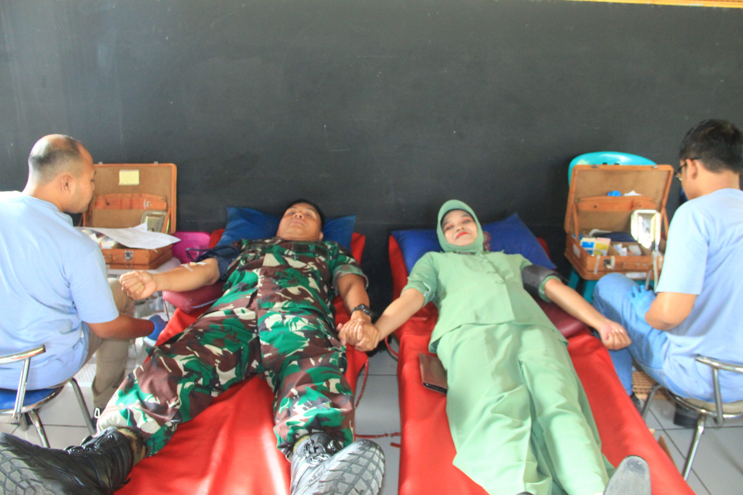 Mbminvestigasi.com | Peringati Hut TNI dan Hut Kodam IV/Dip, Kodim Sragen gelar Donor Darah Mbminvestigasi.com | Peringati Hut TNI dan Hut Kodam IV/Dip, Kodim Sragen gelar Donor Darah