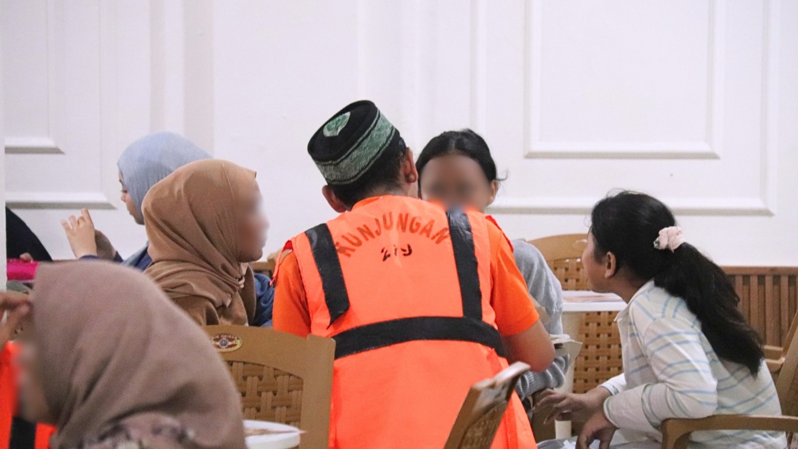 Mbminvestigasi.com | Jaga Ikatan Keluarga, Rutan Kelas I Jakarta Pusat Fasilitasi Layanan Kunjungan Khusus Anak Mbminvestigasi.com | Jaga Ikatan Keluarga, Rutan Kelas I Jakarta Pusat Fasilitasi Layanan Kunjungan Khusus Anak