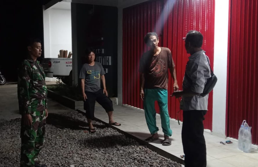 Mbminvestigasi.com | Babinsa Laksanakan Patroli Malam Bersama Cegah Gangguan Kamtibmas