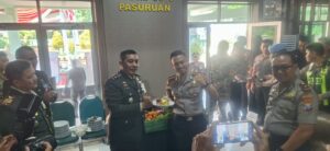 Mbminvestigasi.com | Jaga Sinergitas dan Kolaborasi, Kapolres Pasuruan Kunjungi Makodim 0819 di HUT ke-81 TNI