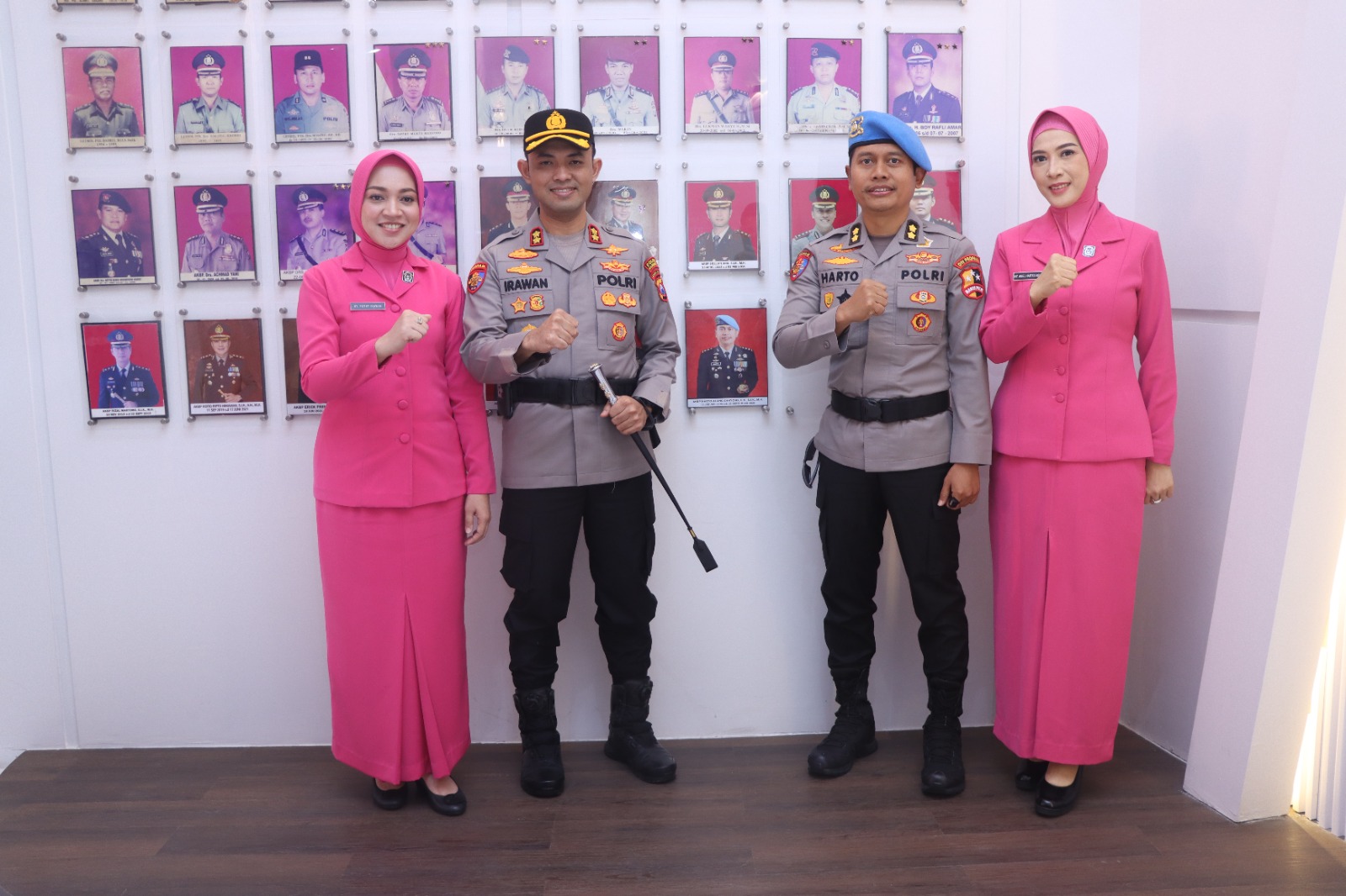Mbminvestigasi.com | Farewell Parade Sertijab Kapolres Pasuruan, AKBP Irawan Setyono Resmi Lanjutkan Kepemimpinan Mbminvestigasi.com | Farewell Parade Sertijab Kapolres Pasuruan, AKBP Irawan Setyono Resmi Lanjutkan Kepemimpinan