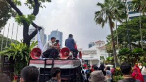 Mbminvestigasi.com | Antara suara Pedagang & Revitalisasi Mbminvestigasi.com | Antara suara Pedagang & Revitalisasi